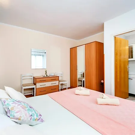 And Josip Apartment *