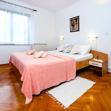 And Josip Apartment