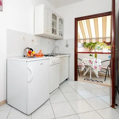Apartment And Josip *